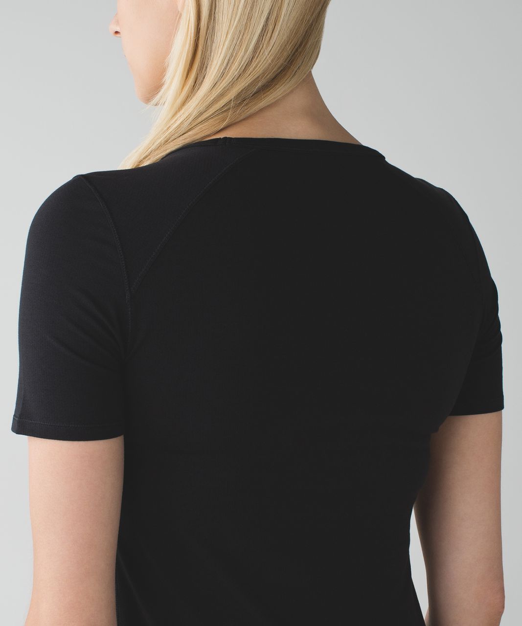 Lululemon Inner Essence Short Sleeve Tee - Black