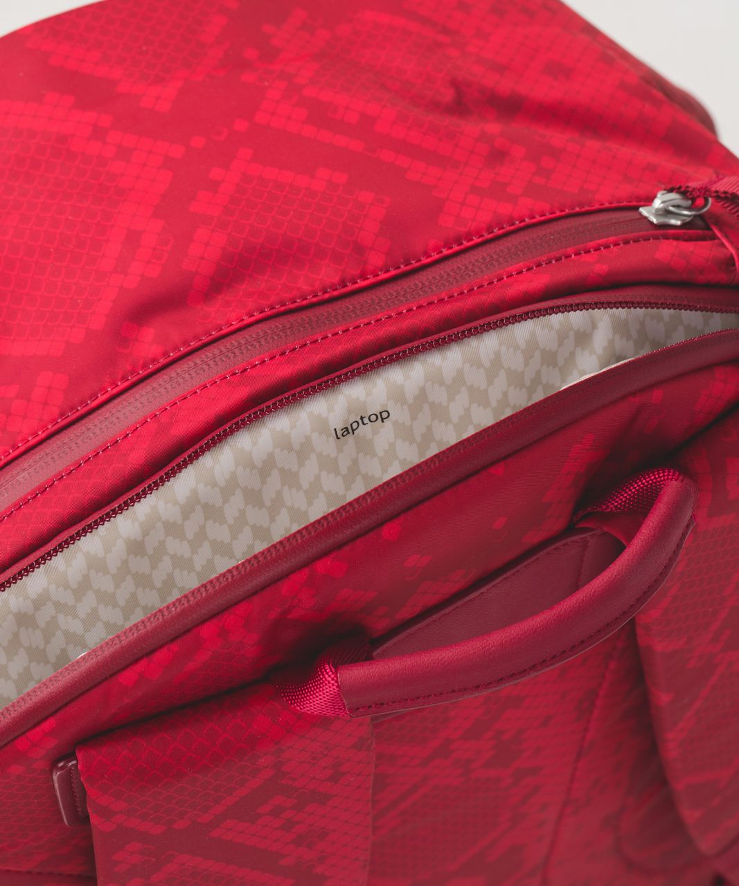 Lululemon Pack It Up Backpack - Simply Ziggy Snake Red Tide Cranberry / Cranberry