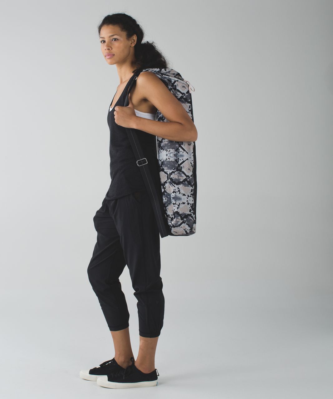 Lululemon Drishti Yoga Tote - Ziggy Snake Butter Pink Black