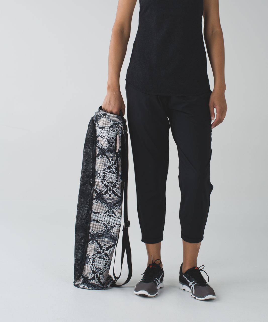 WHITE AS IVORY Yoga Mat Bag, Lightweight Tote Bag