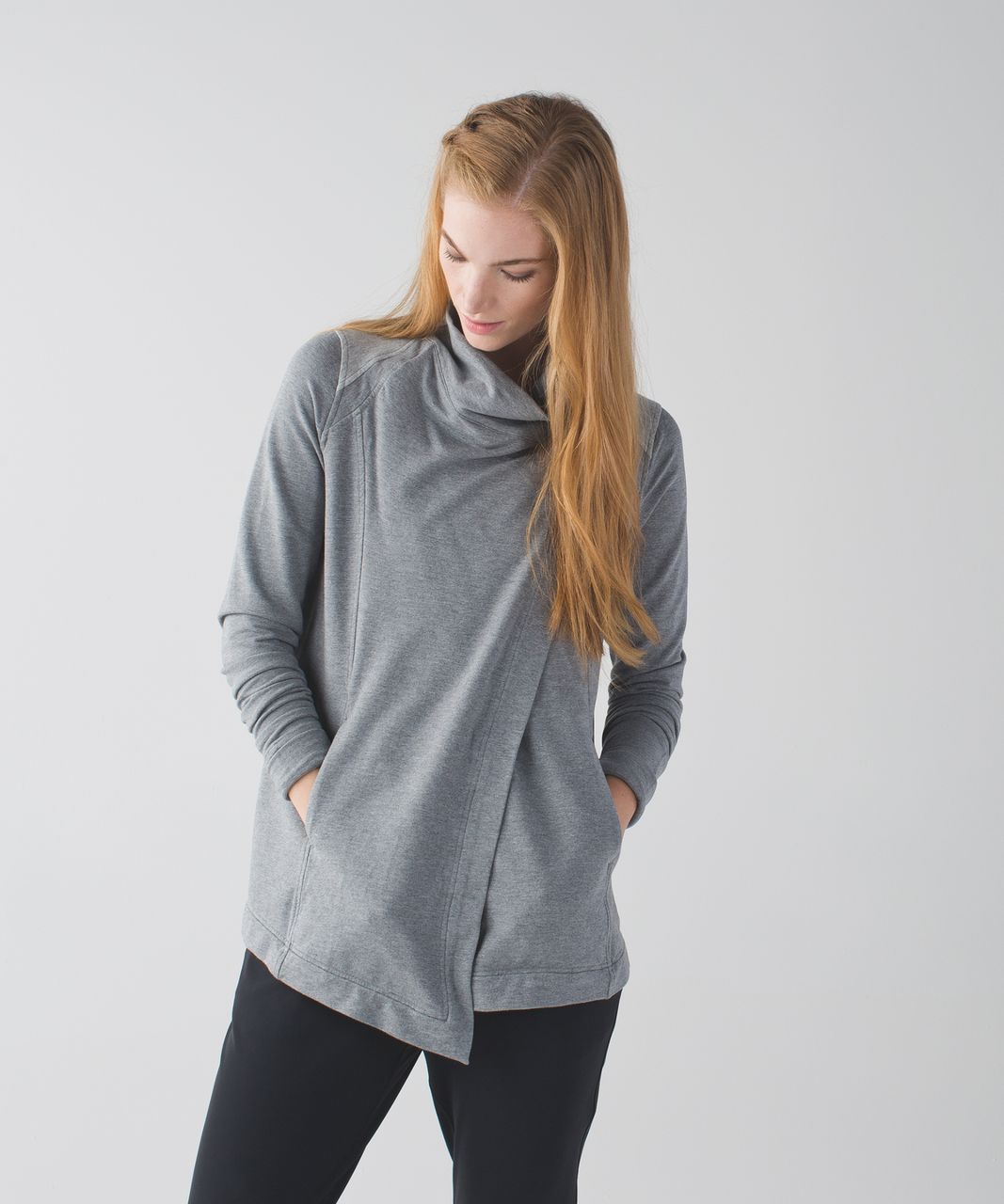 Lululemon Coast Wrap - Heathered Mod Medium Grey