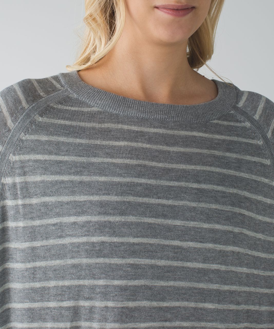 Lululemon Post Savasana Pullover - Heathered Medium Grey / Heathered Light Grey