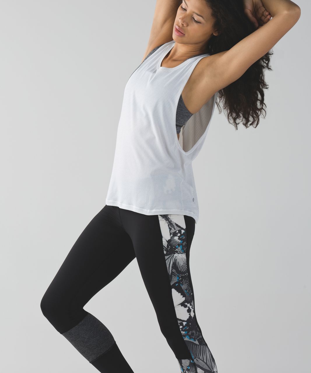 Lululemon Run The World 7/8 Tight - Black / Exploded So Fly