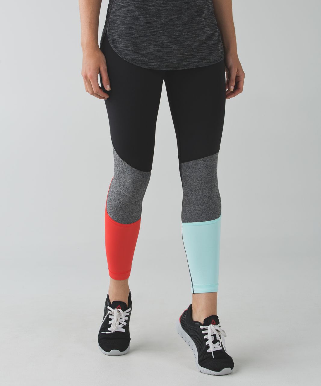 Lululemon Pedal To The Medal 7/8 Tight - Black / Alarming / Tranquil Blue