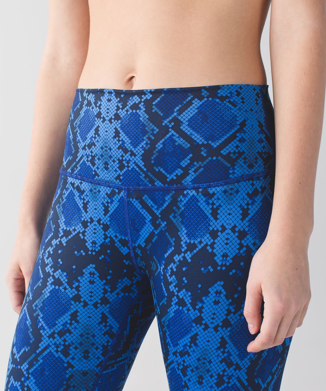 Buy the Lululemon Women's Blue Snake Pattern Yoga Pants Size 6