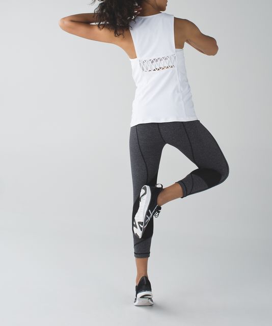 Lululemon Pace Rival Crop Power Luxtreme Spray Jacquard White Black/Black -  General Maintenance & Diagnostics Ltd