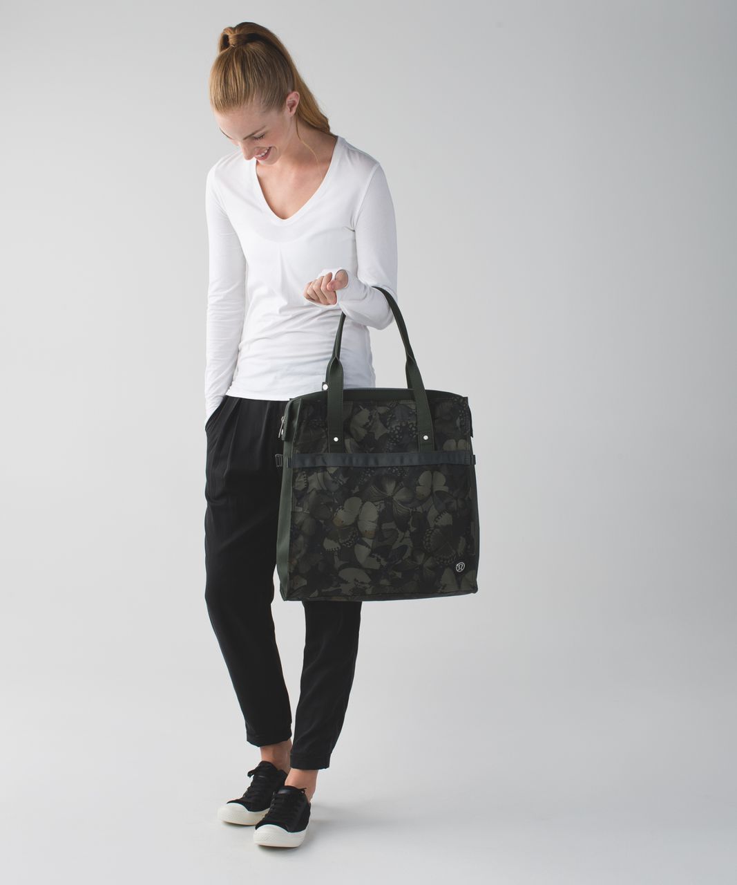 Lululemon Follow Your Bliss Bag 