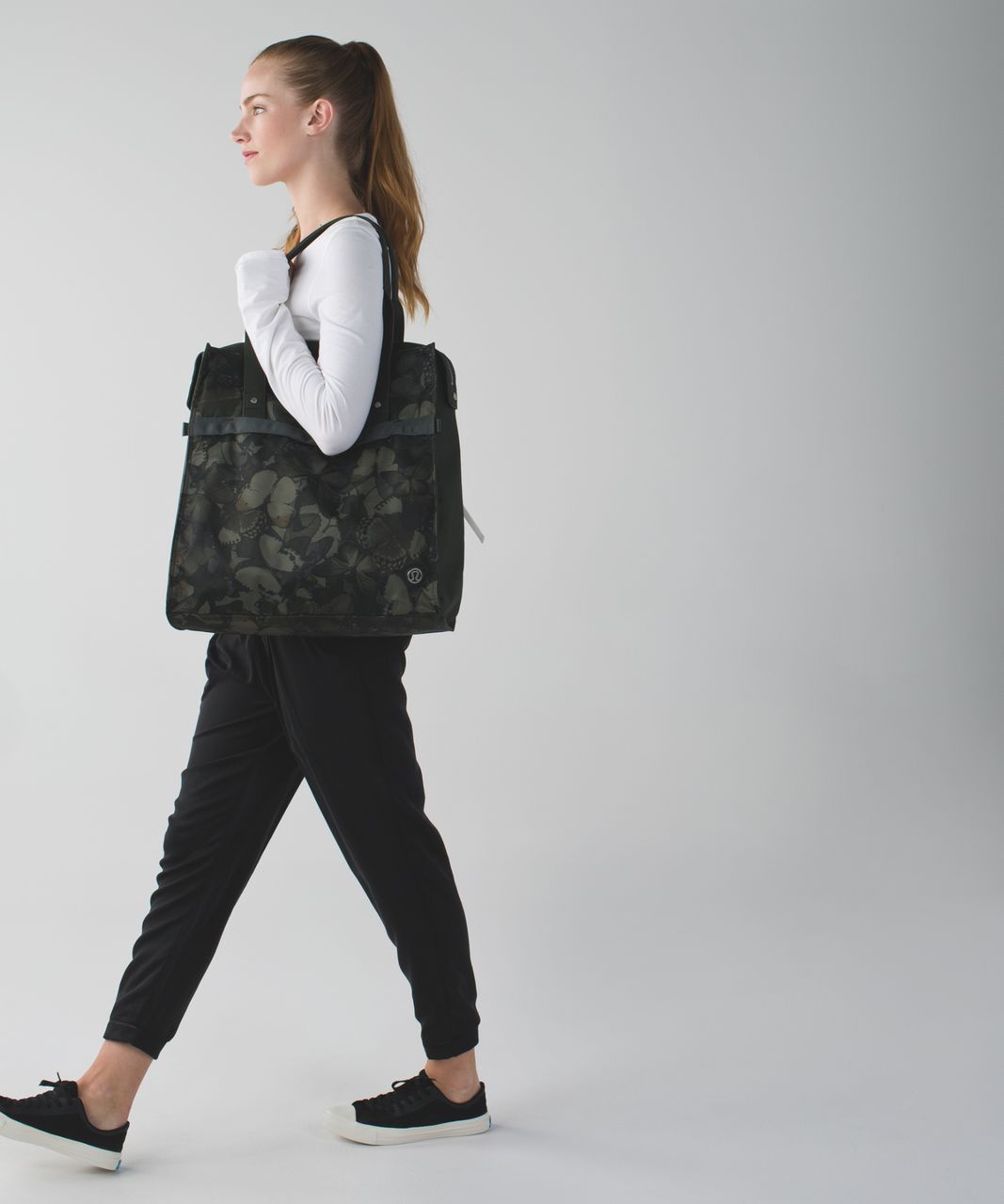 Lululemon Follow Your Bliss Bag - Biggie So Fly Butterfly Fatigue Green Black / Gator Green