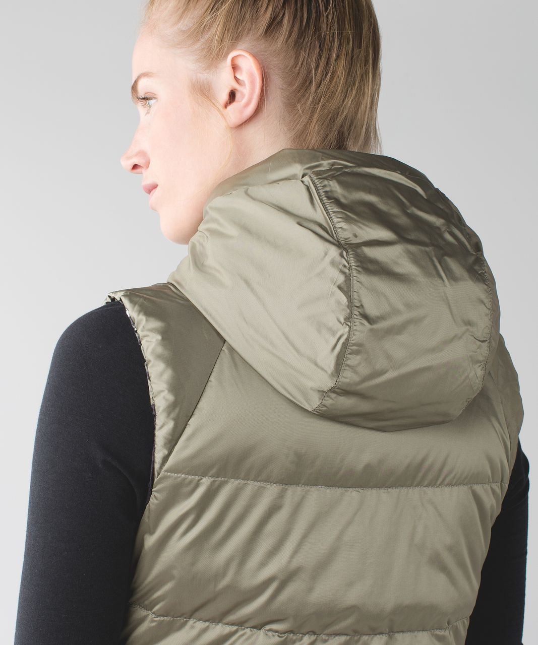 Lululemon The Fluffiest Vest - Soft Earth / So Fly Butterfly Alarming Red Fatigue Green