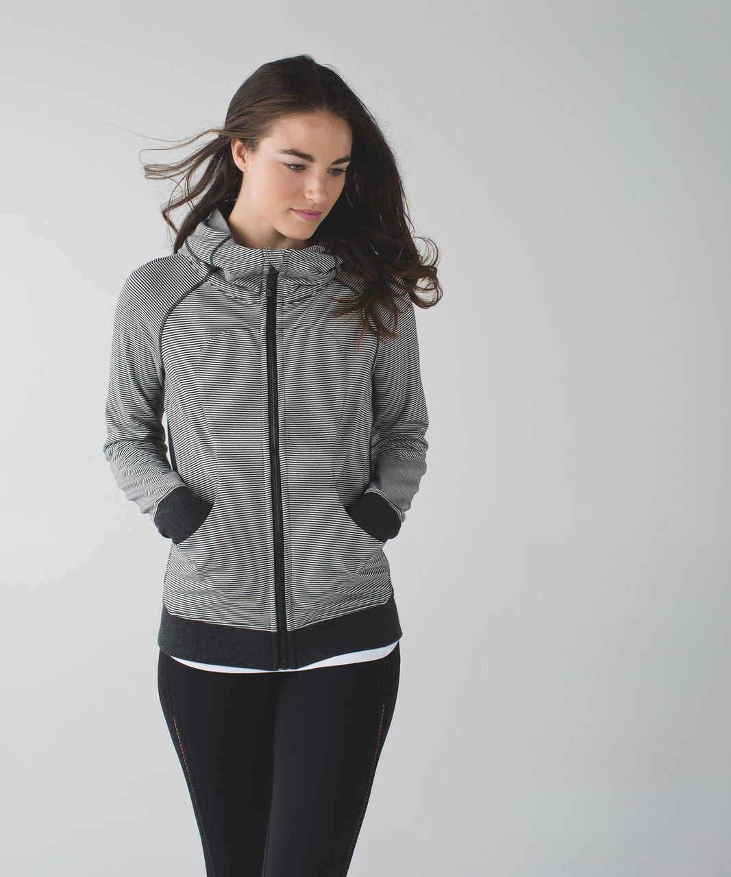 Lululemon Scuba Full-zip Hoodie In Offbeat Alpine White Black