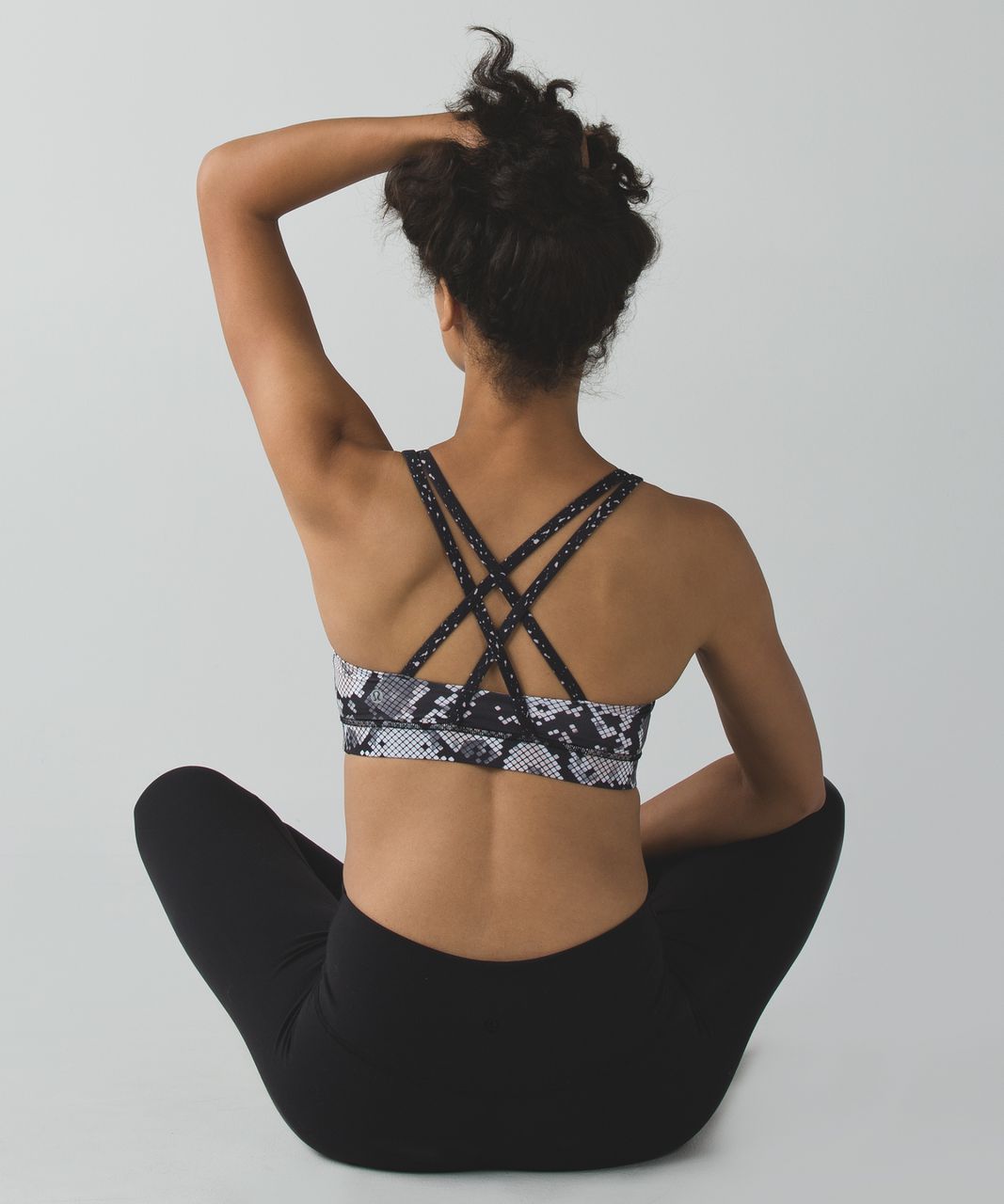 Lululemon Energy Bra Ziggy Snake Gray Black Animal Print Strappy Back Size 6