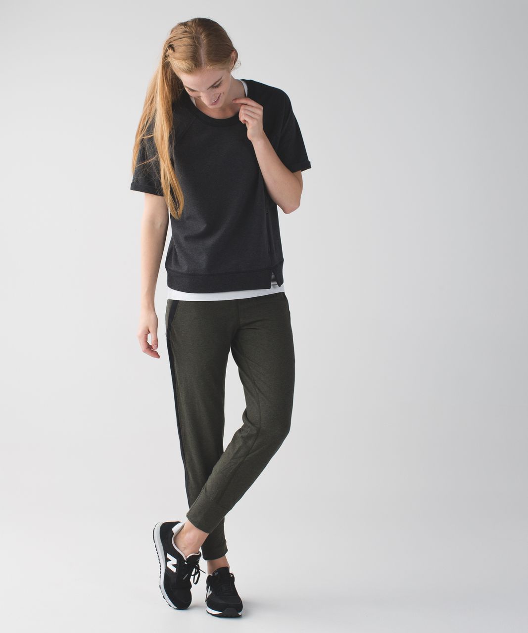 Lululemon Bolt Sweatpant - Heathered Gator Green / Black