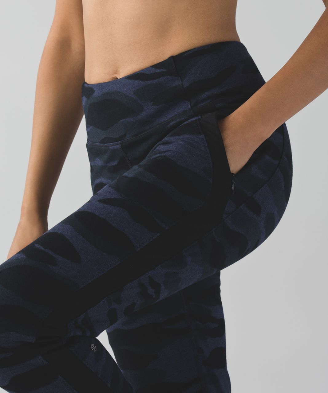 Lululemon Bolt Sweatpant - Mini Coast Camo Heathered Deep Navy Black / Black