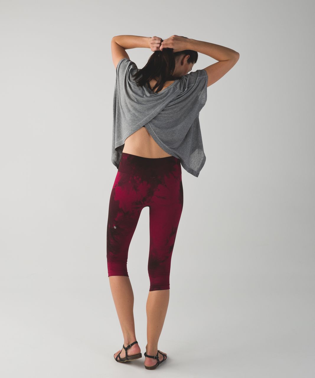 Lululemon In The Flow Crop II Leggings Pants Size 2 Heathered Bordeaux Drama