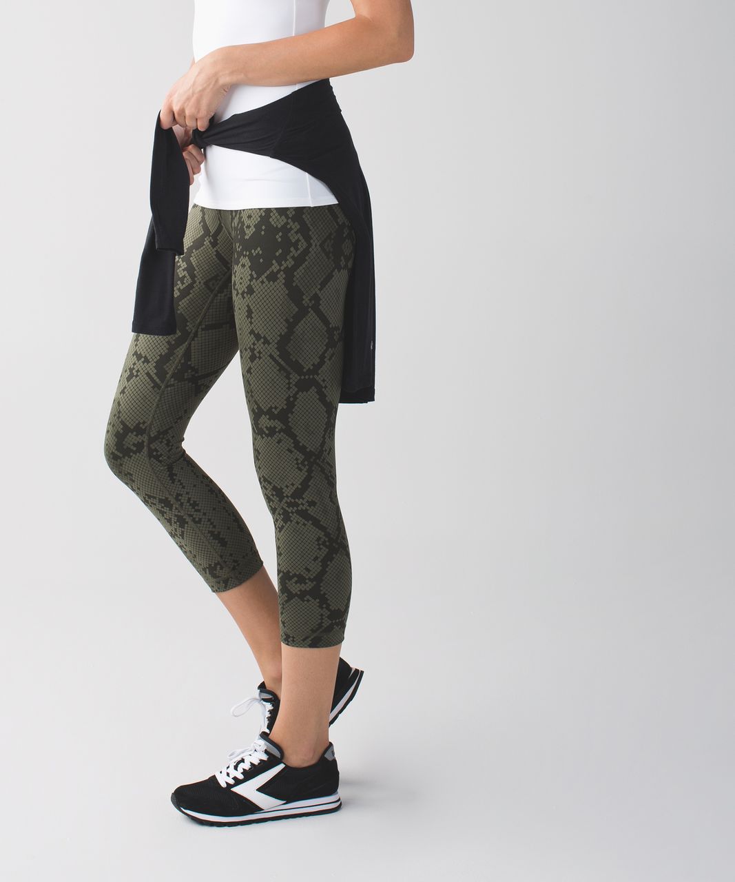 Lululemon Wunder Under Crop III *Full-On Luon - Ziggy Snake