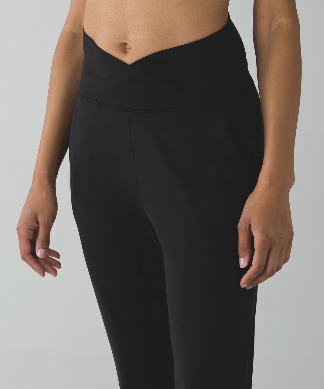 Lululemon Sunset Salutation Crop - Black