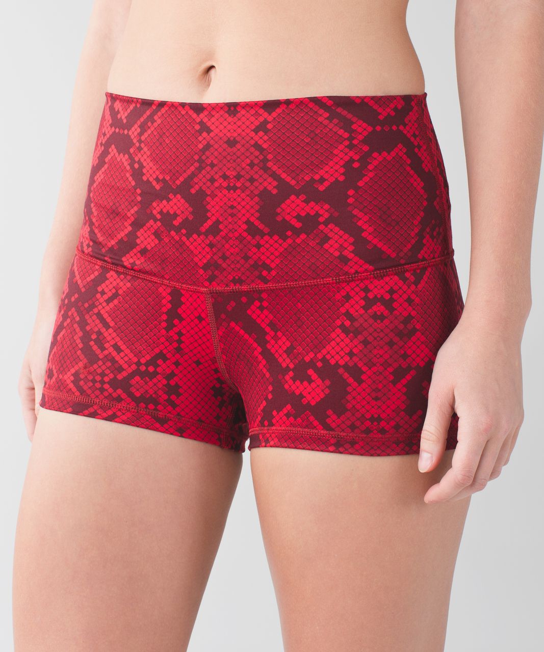 Lululemon Boogie Short (Roll Down) - Ziggy Snake Red Tide