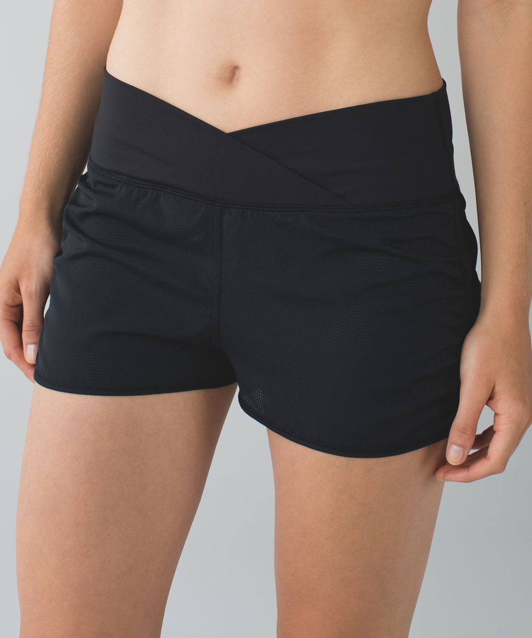 Lululemon Sunset Salutation Short - Black