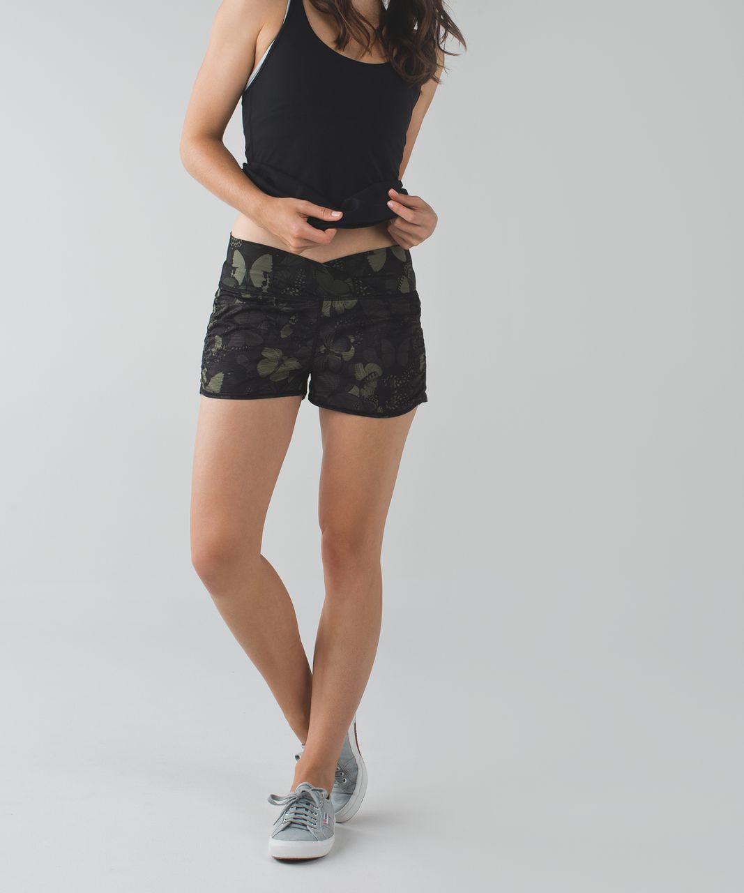 Lululemon Sunset Salutation Short - Biggie So Fly Butterfly Fatigue Green Black / Gator Green