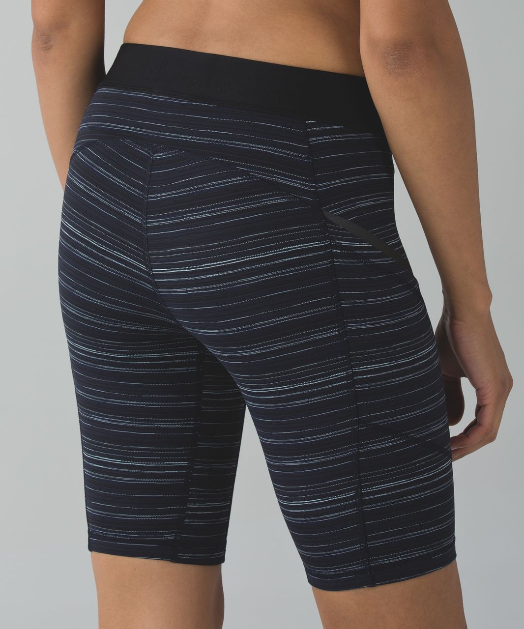 Lululemon What The Sport Short (Long) - Cyber Stripe Naval Blue Black