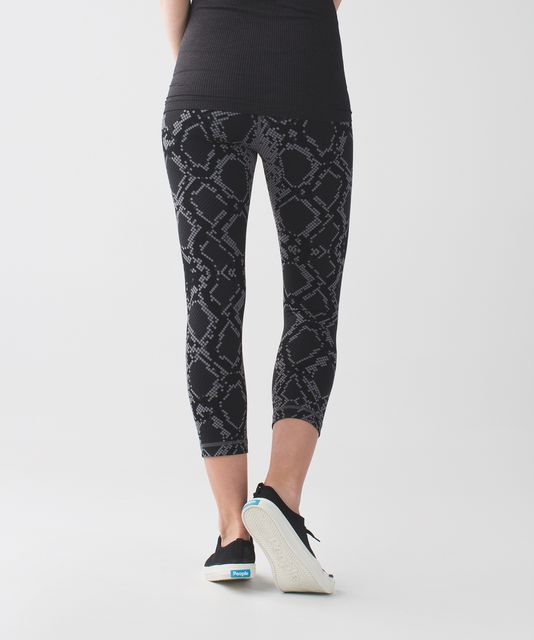 Lululemon Wunder Under Crop III - Kara Blossom Multi - lulu fanatics