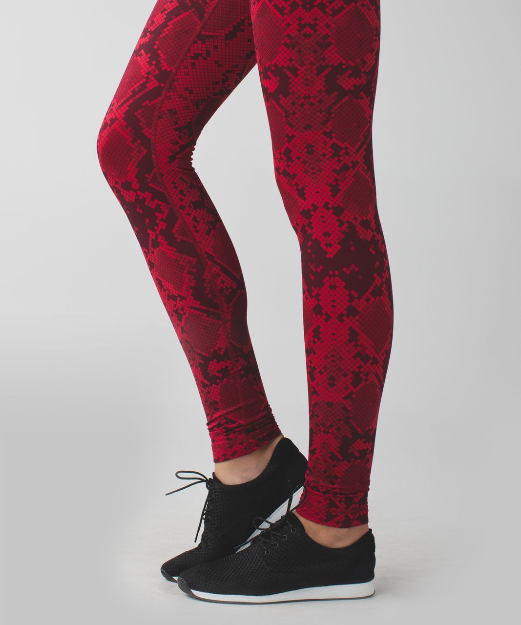 Lululemon High Rise Wunder Under Pants Leggings Red Grape Black 8 - $79 -  From Kelly