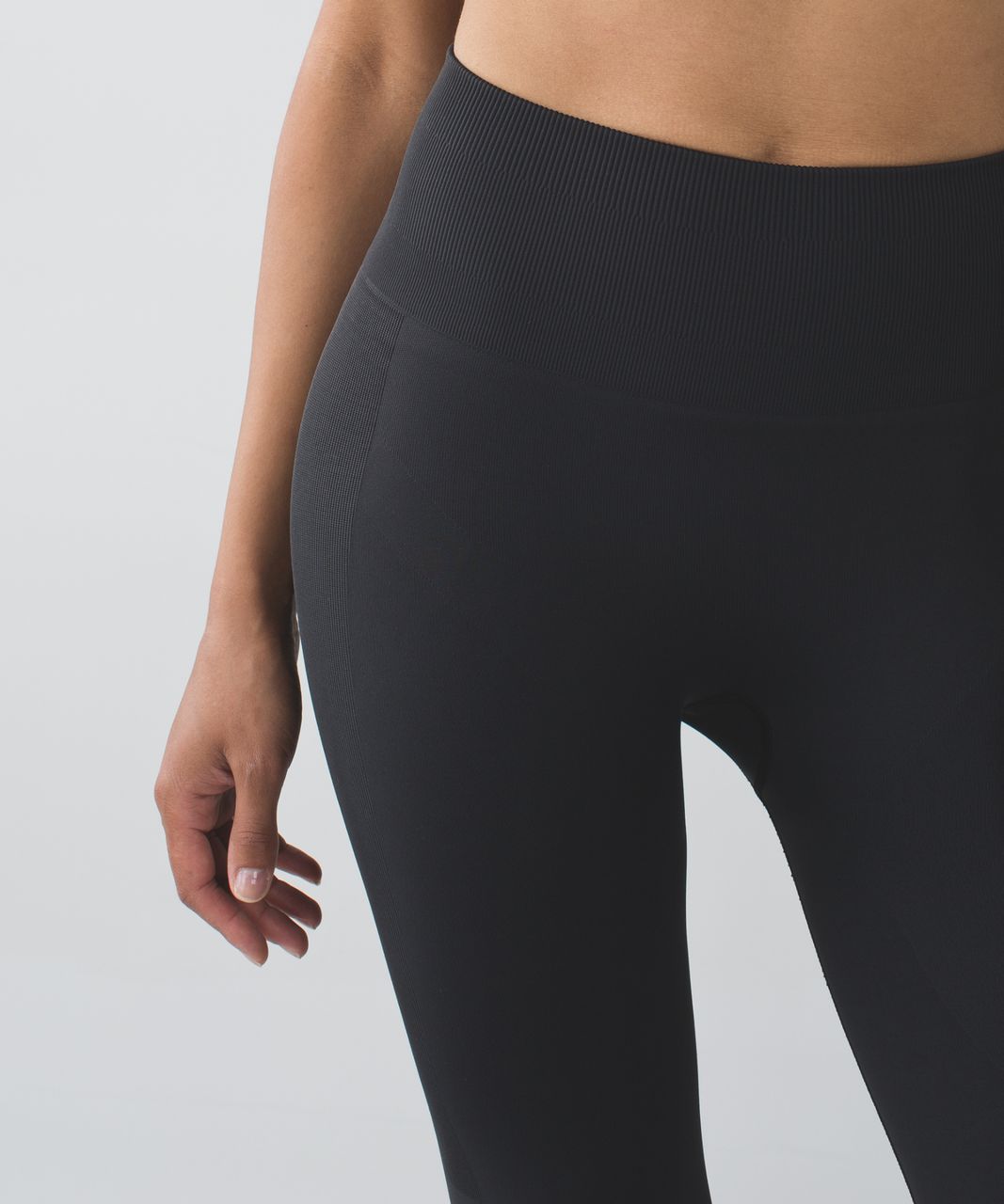 Lululemon Zone In Crop - Black - lulu fanatics