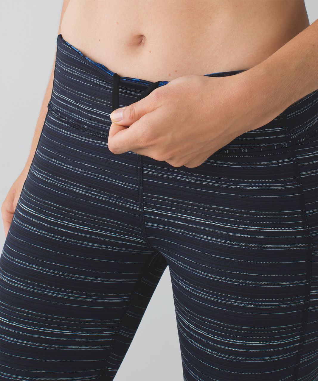 Lululemon Pace Rival Crop *22" - Cyber Stripe Naval Blue Black / Black