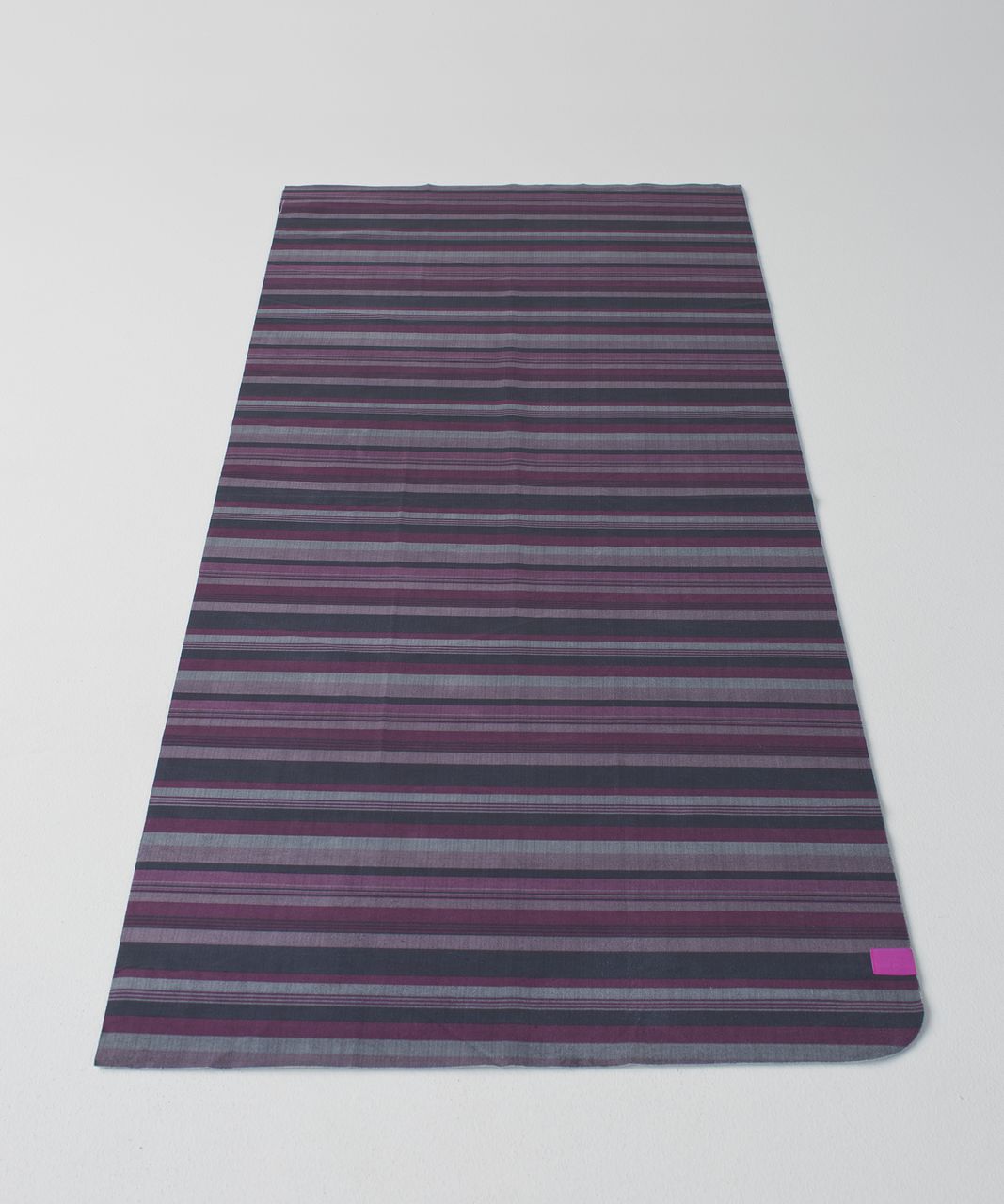 Lululemon The Towel - Giant Blanket Stripe Printed Regal Plum Mellow Magenta