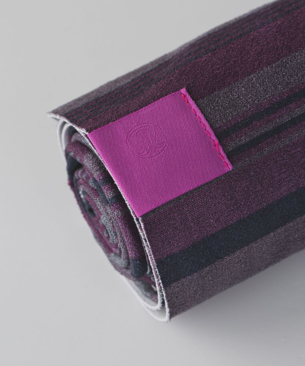 Lululemon The Towel - Giant Blanket Stripe Printed Regal Plum Mellow Magenta