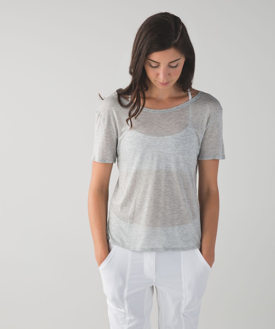 Lululemon Girlfriend Tee - Heathered Mod Light Grey