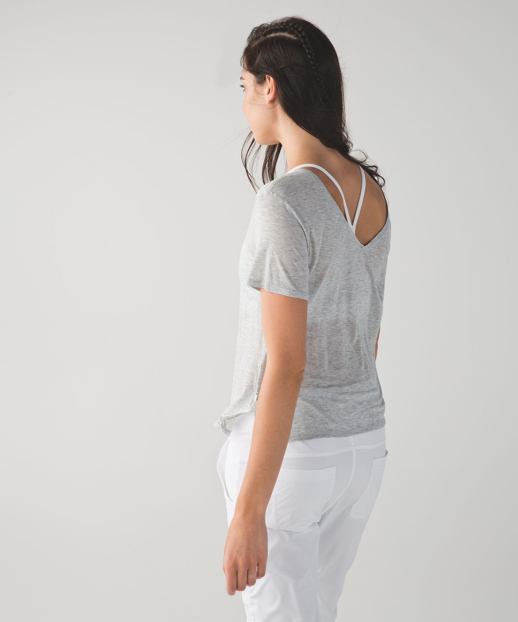 Lululemon Girlfriend Tee - Heathered Mod Light Grey