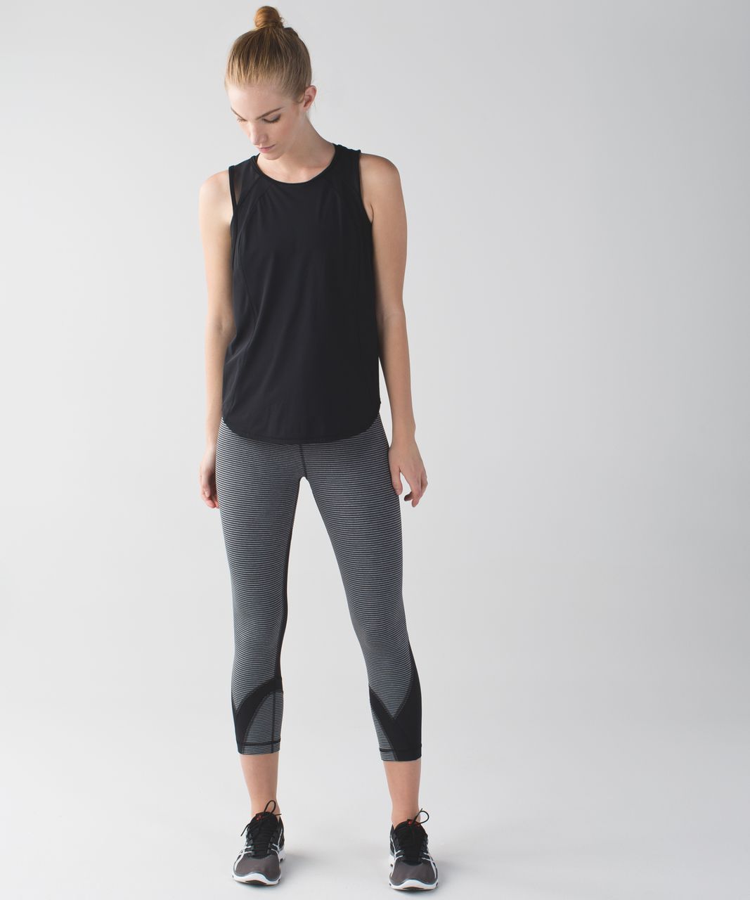 Lululemon Run: Inspire Crop II *All Luxtreme - Wamo Camo Barely Pink /  Black - lulu fanatics