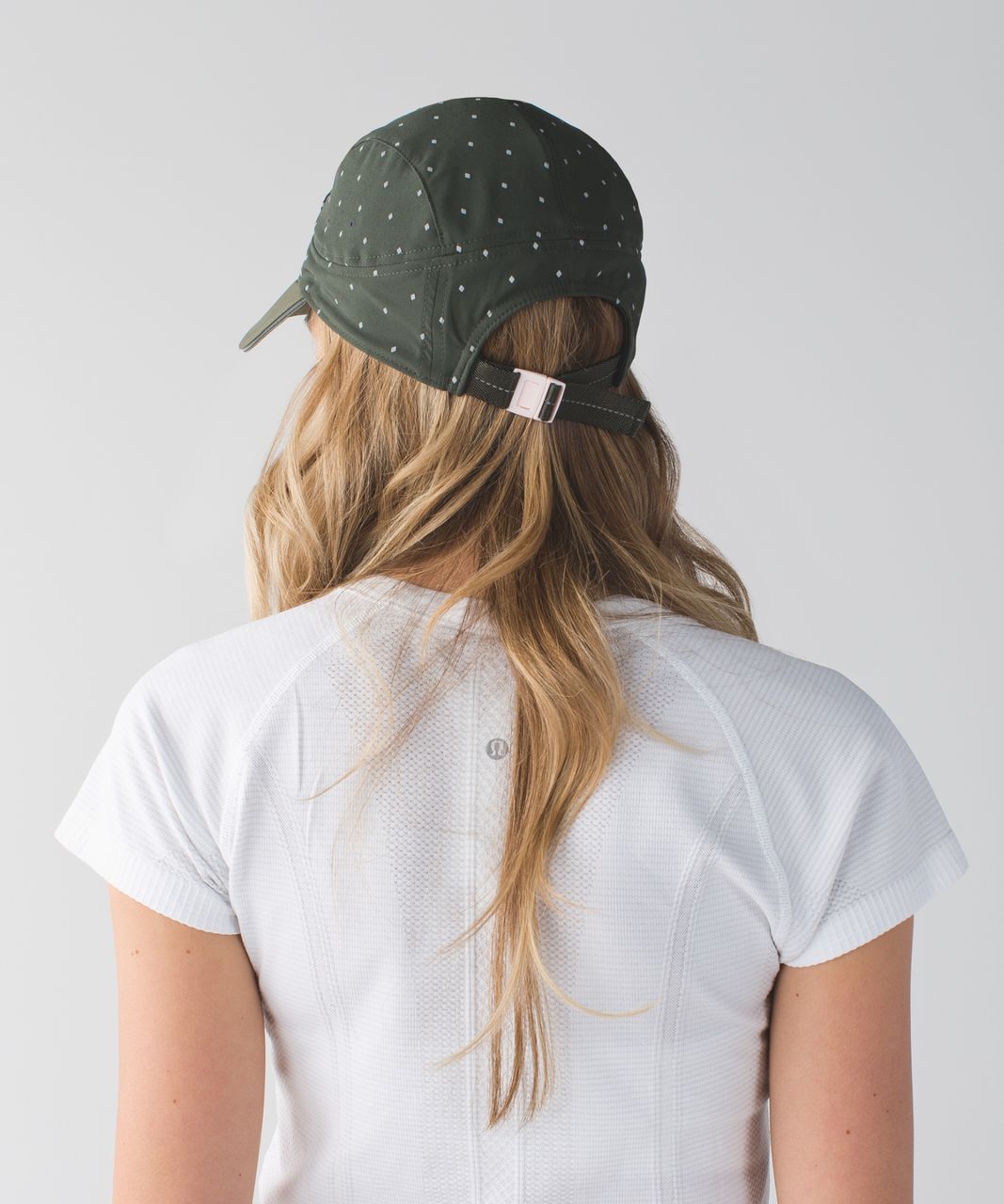 Lululemon Race To Place Run Hat 2.0 - Night Fall Gator Green Silver / Fatigue Green