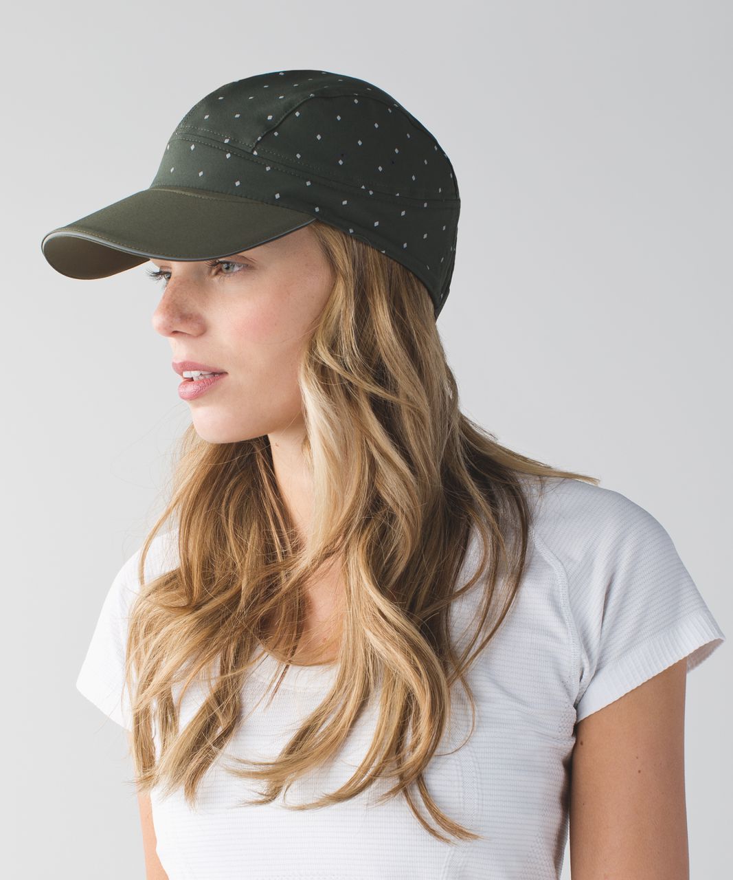 Lululemon Race To Place Run Hat 2.0 - Night Fall Gator Green Silver / Fatigue Green