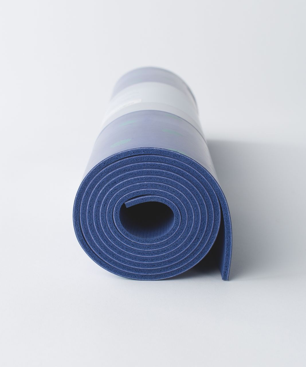 Lululemon The Reversible Mat 5mm - Slate Blue / White / White / Cloud Blue  - lulu fanatics