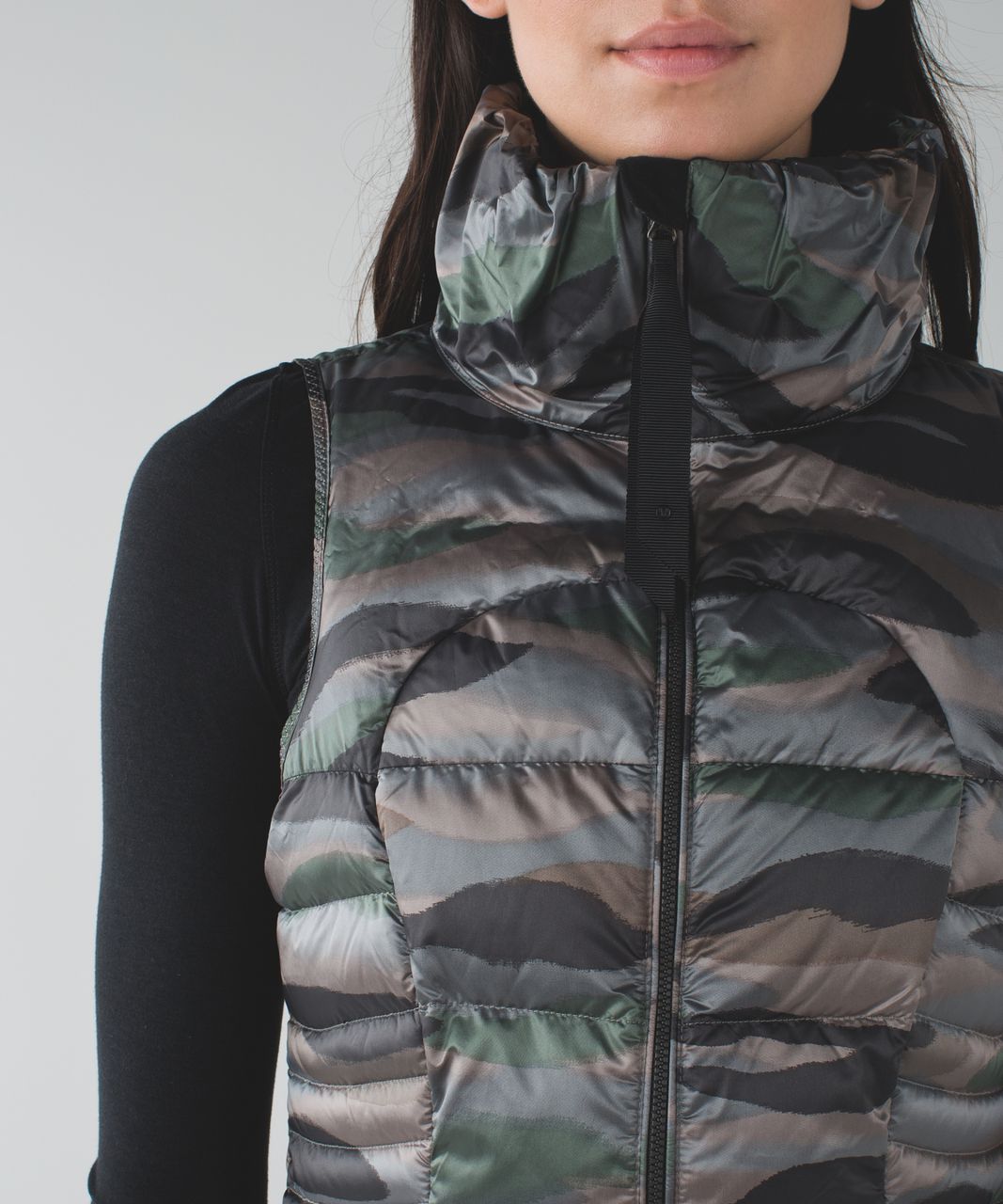 Lululemon dark fuel zone in crops coast camo fluffin awesome