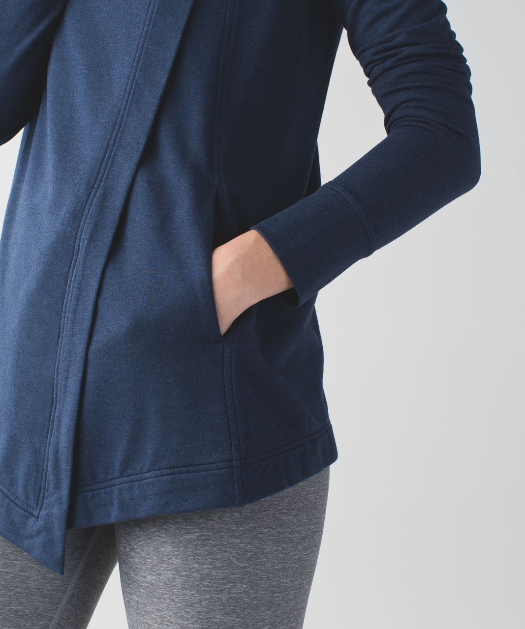 Lululemon Coast Wrap - Heathered Mod Naval Blue