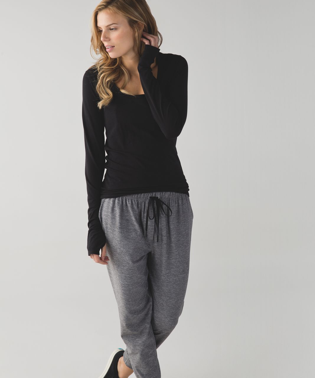 Lululemon Anahatasana Long Sleeve Tee - Black - lulu fanatics