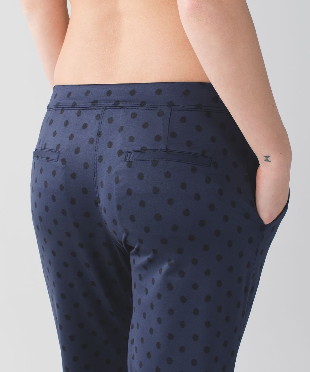 Lululemon Jet Crop *Luon (Slim) - Dottie Dash Grain Black - lulu