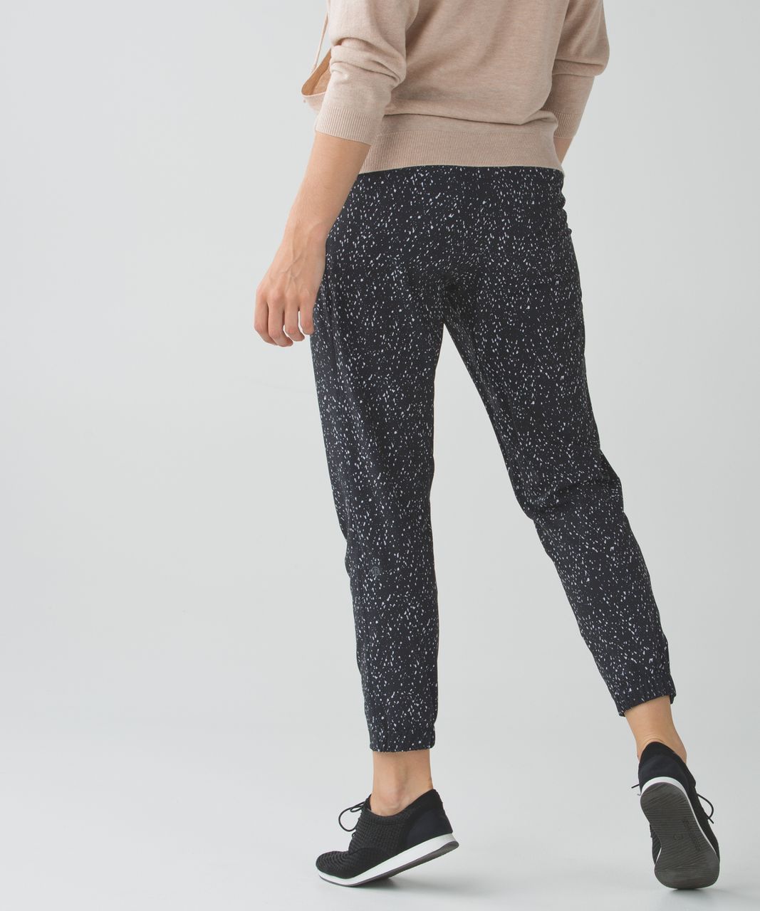 Lululemon &go On The Go Jogger Black Trouser Joggers 4 