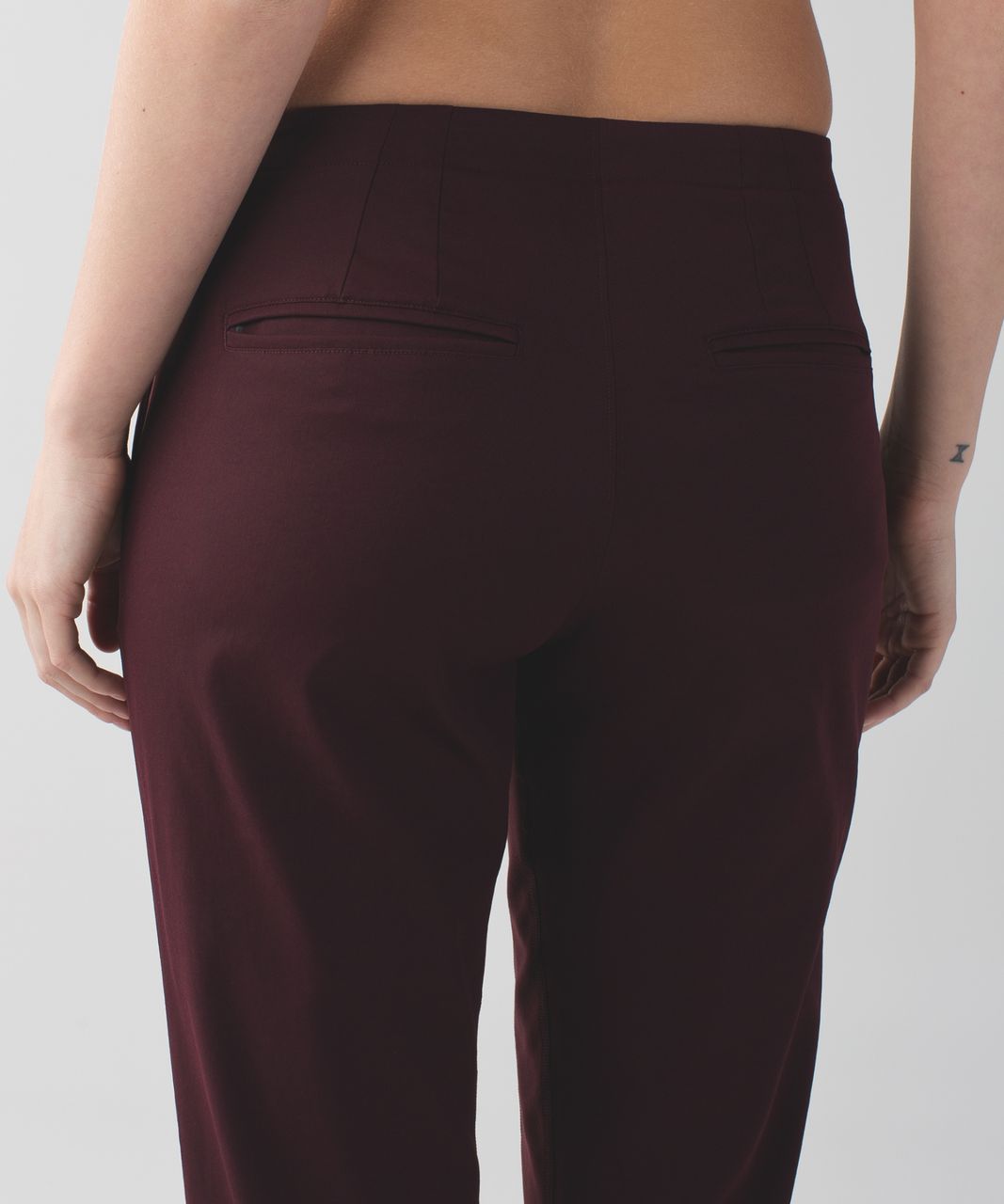 Lululemon &go city trek trouser bordeaux drama pocket - Agent Athletica