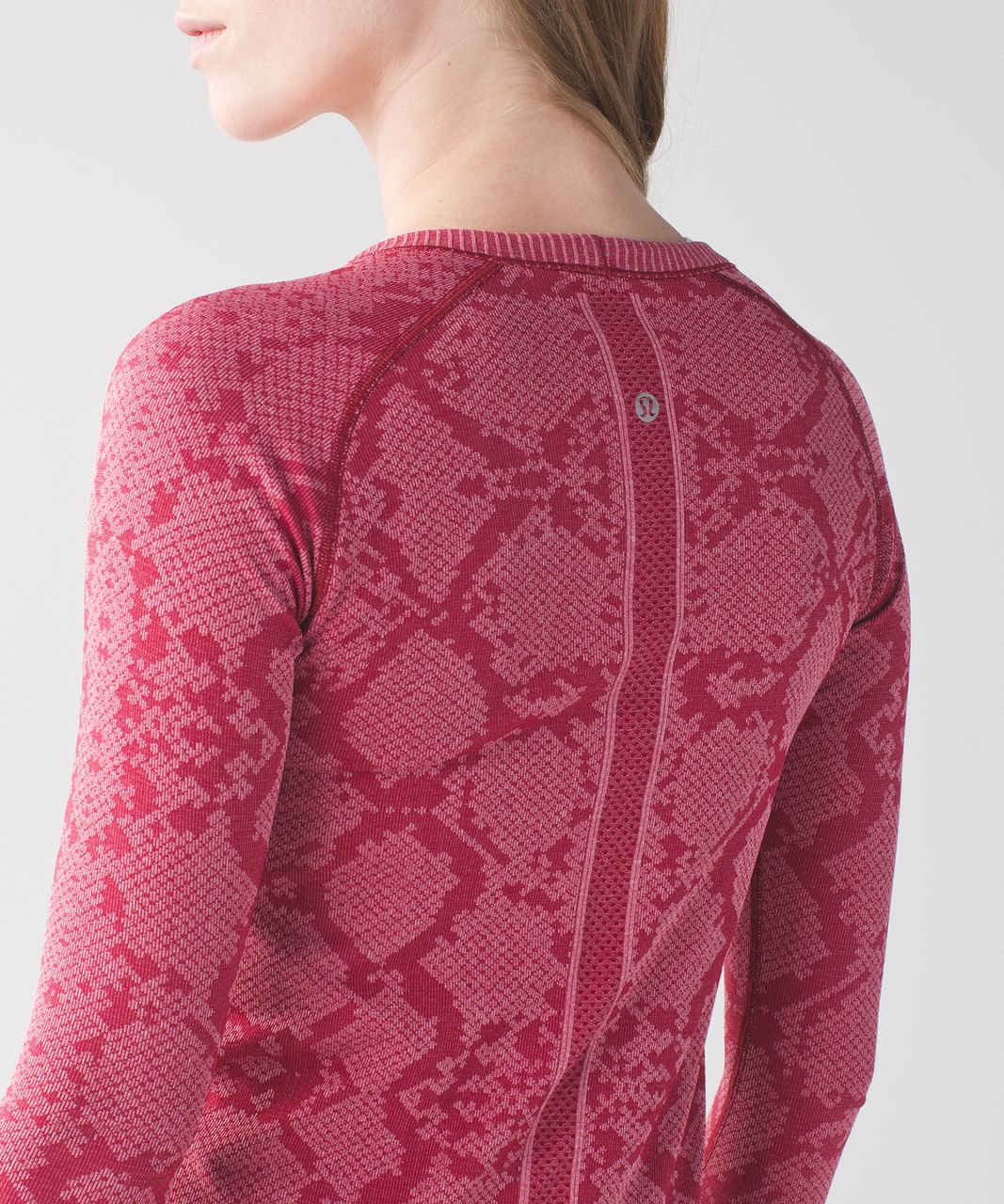 Lululemon Swiftly Tech Long Sleeve Crew - Heathered Cranberry