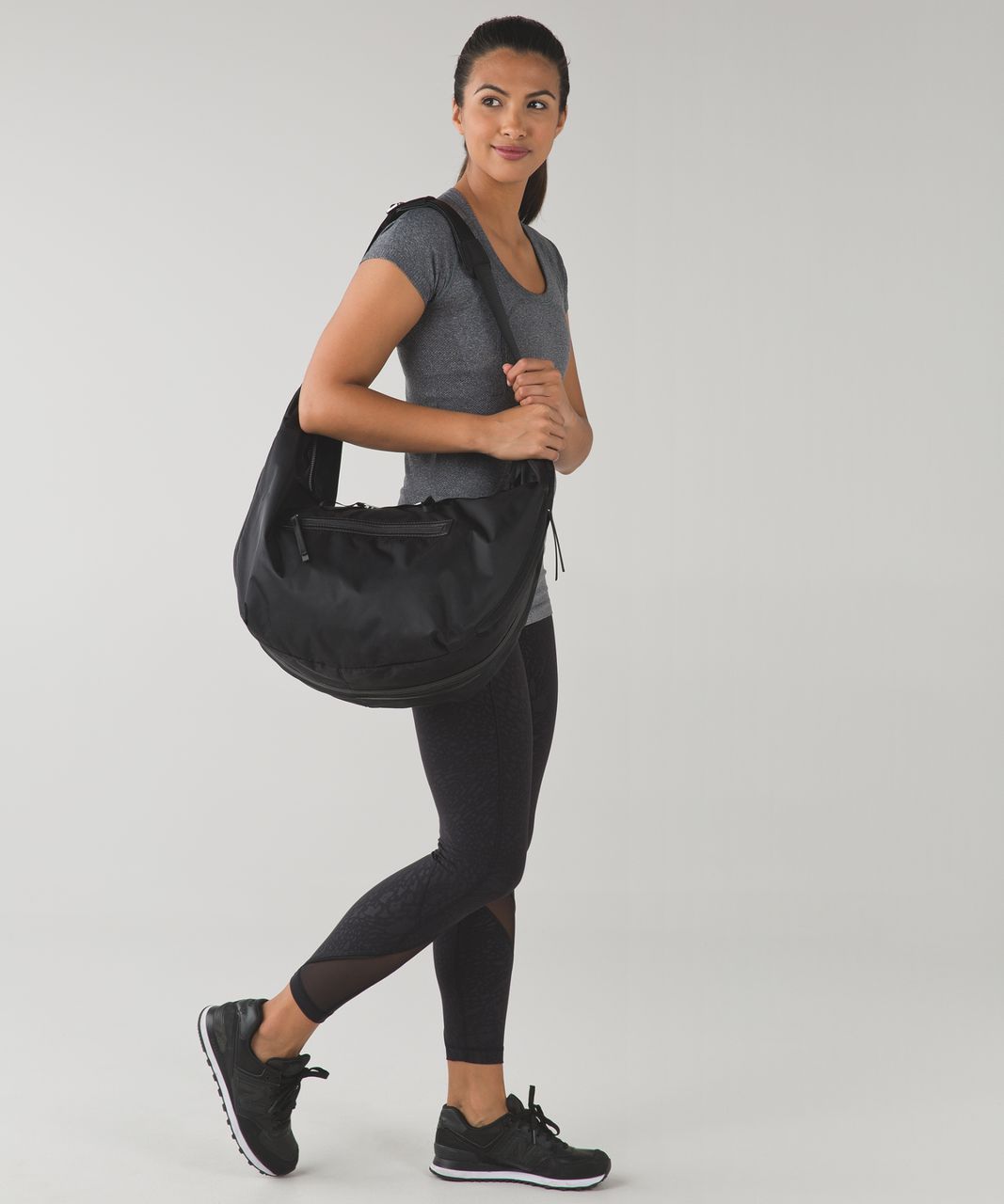 Lululemon Resolution Hobo - Black