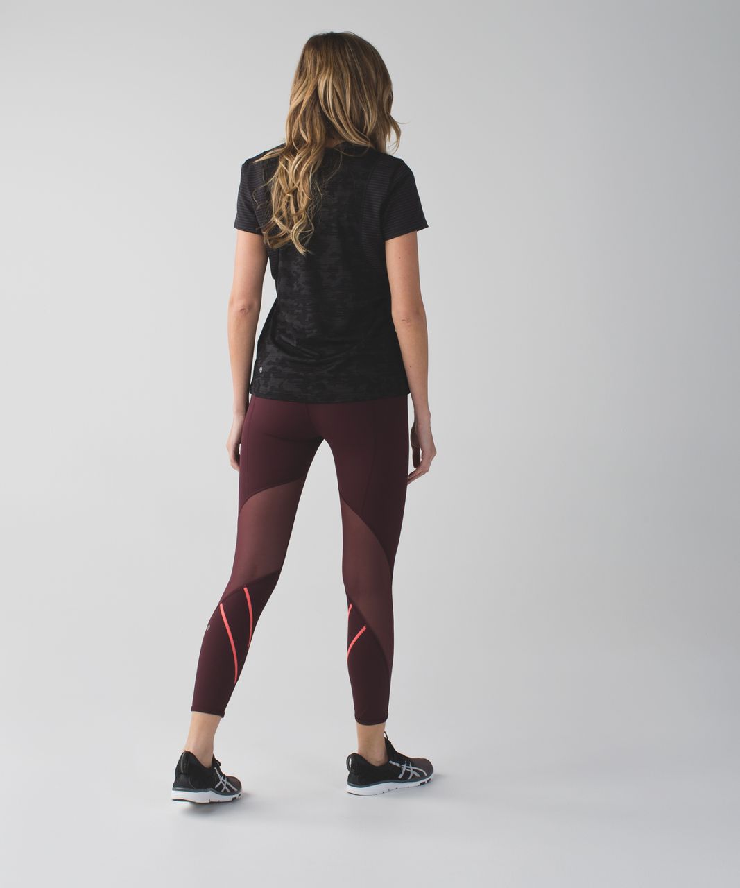 Lululemon All Meshed Up 7/8 Tight - Bordeaux Drama / Flash Light - lulu  fanatics