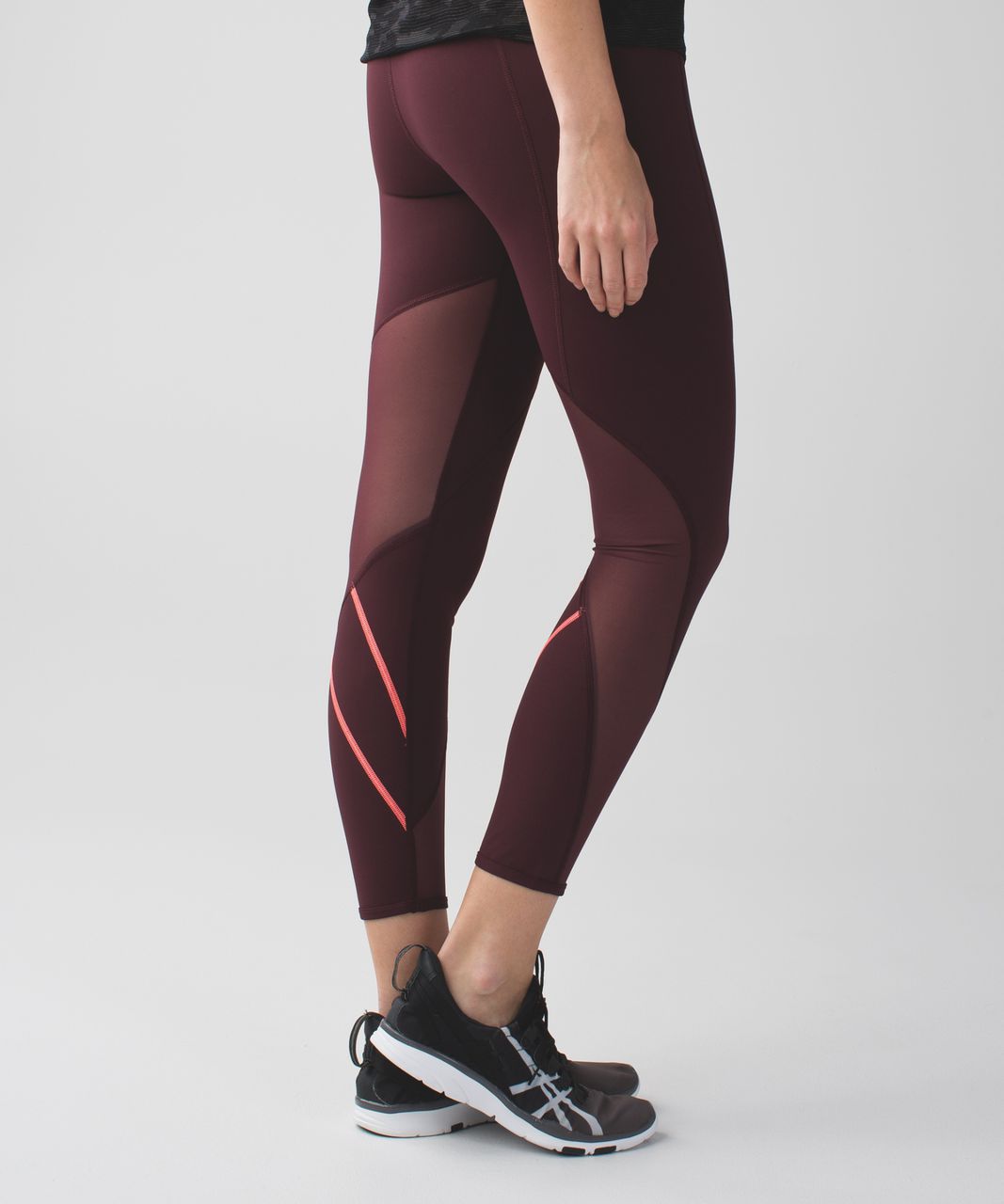 Lululemon All Meshed Up 7/8 Tight - Bordeaux Drama / Flash Light