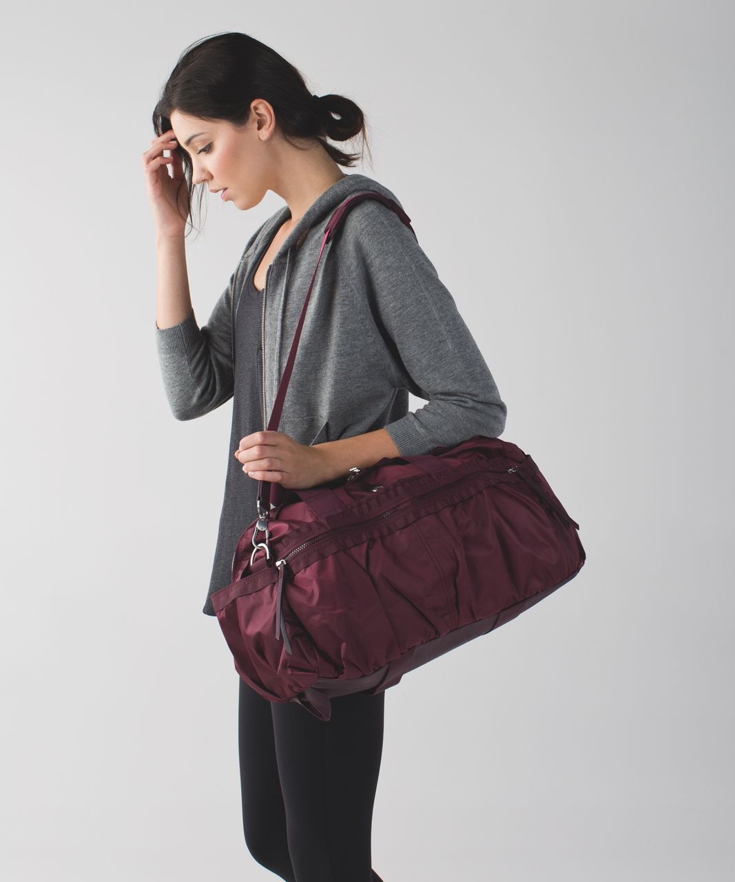 Lululemon Gym To Win Duffel - Wine Berry / Bordeaux Drama