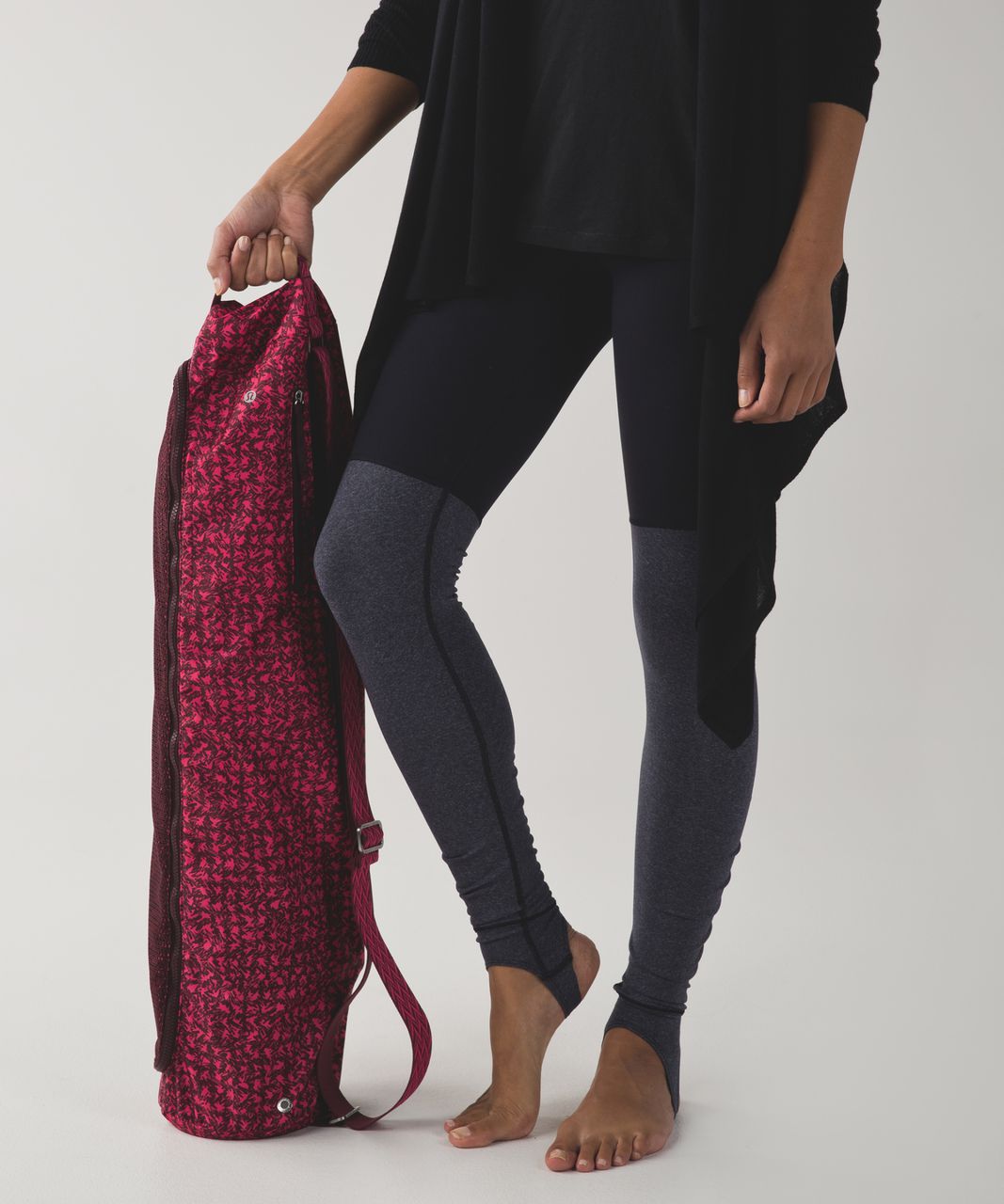 Lululemon Drishti Yoga Tote - Mountain Peaks Bon Bon Bordeaux Drama