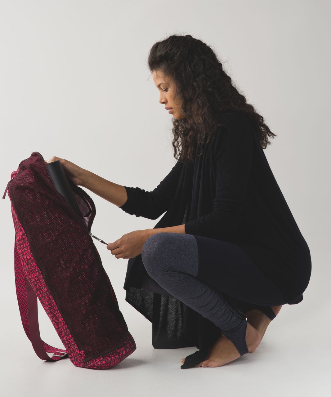 Lululemon Drishti Yoga Tote - Mountain Peaks Bon Bon Bordeaux Drama