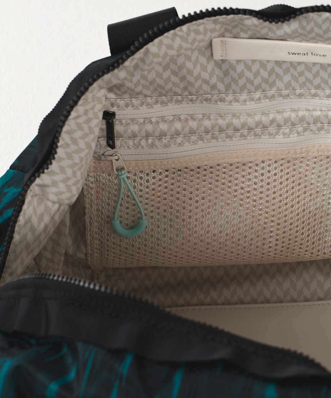 Lululemon Gym To Win Duffel - Painted Animal Forage Teal Dark Fuel / Black